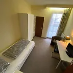 Maison d'hôtes Hotelpension Am Thermalbad 3*
