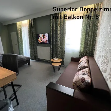 Guest house Hotelpension Am Thermalbad 3*
