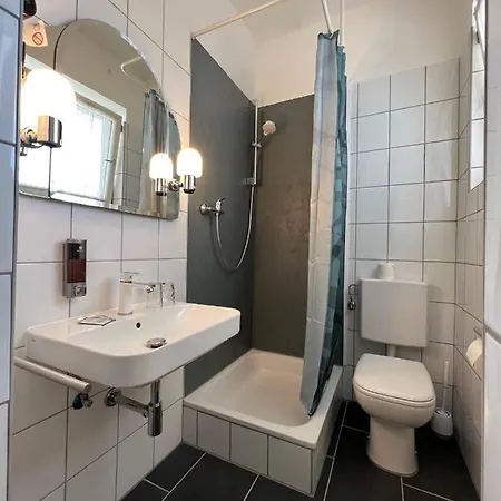 ゲストハウス Hotelpension Am Thermalbad 3*