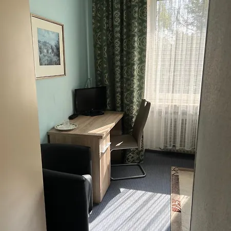 Hotelpension Am Thermalbad バート・ネンドルフ