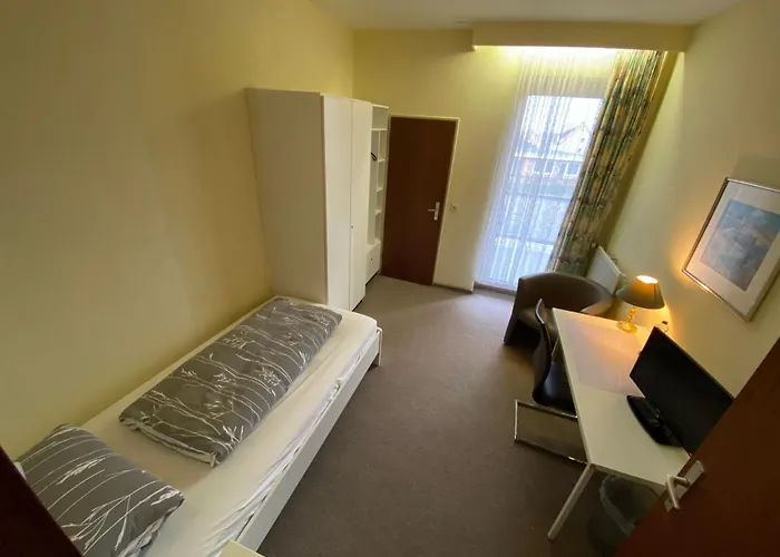 Pensjonat Hotelpension Am Thermalbad 3*